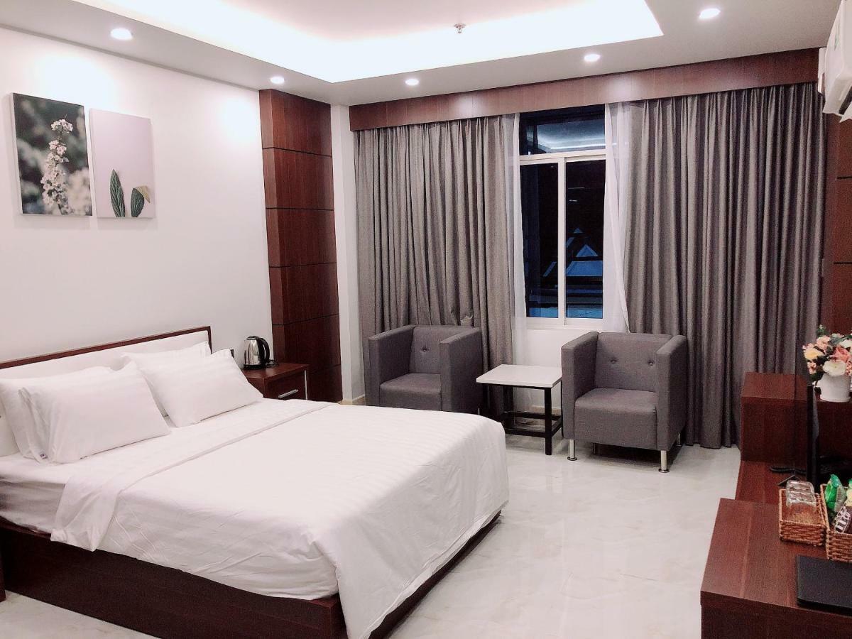 Quoc Thanh Hotel Long Khanh Εξωτερικό φωτογραφία