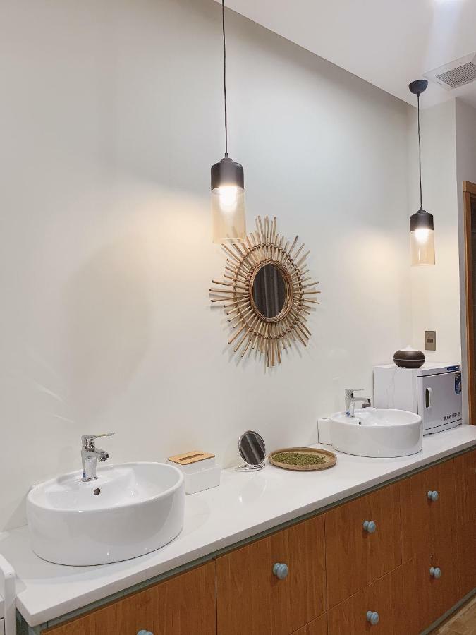 Quoc Thanh Hotel Long Khanh Εξωτερικό φωτογραφία